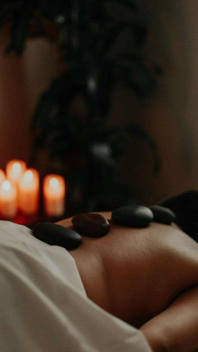 ماساژ آروماتراپی در آرامیس اصفهان